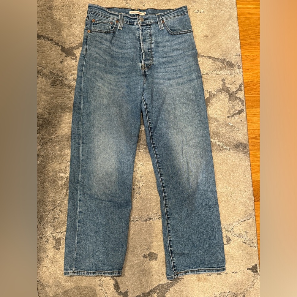 Levi’s W29 L27 Cropped stretch jeans ribcage straight ankle